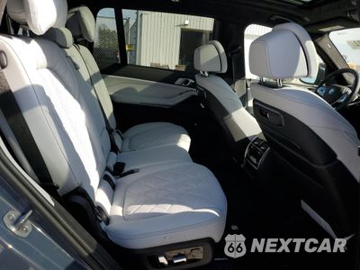 Zdjęcie 11 z 15 samochodu: 2024 BMW X7 XDRIVE40I VIN:5UX23EM05R9V57890 - miniatura