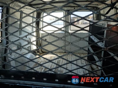 Zdjęcie 10 z 13 samochodu: 2001 CHEVROLET ASTRO VIN:1GCDM19W01B120289 - miniatura