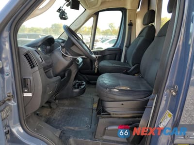 Zdjęcie 7 z 13 samochodu: 2019 RAM PROMASTER 3500 3500 HIGH VIN:3C6URVJG5KE553597 - miniatura