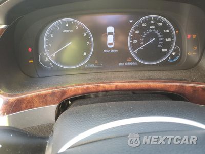 Zdjęcie 9 z 13 samochodu: 2015 HYUNDAI EQUUS SIGNATURE VIN:KMHGH4JH9FU093228 - miniatura