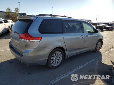 Trzecie zdjęcie samochodu z tyłu: 2012 TOYOTA SIENNA XLE VIN:5TDYK3DC4CS195489 - miniatura