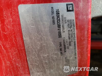 Zdjęcie 13 z 13 samochodu: 2011 CHEVROLET SILVERADO K3500 VIN:1GB3KZCL5BF219090 - miniatura