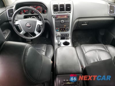 Zdjęcie 8 z 13 samochodu: 2008 GMC ACADIA SLT-2 VIN:1GKER33788J125800 - miniatura