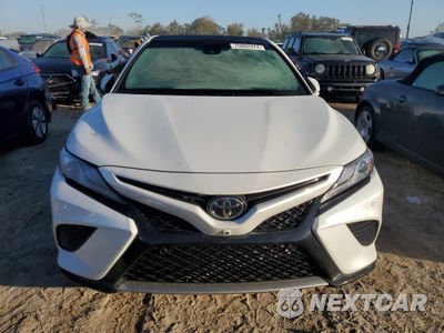 Piąte zdjęcie samochodu w środku: 2018 TOYOTA CAMRY XSE VIN:4T1BZ1HK0JU003416 - miniatura