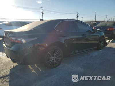 Trzecie zdjęcie samochodu z tyłu: 2022 TOYOTA CAMRY SE VIN:4T1G11AK5NU712825 - miniatura