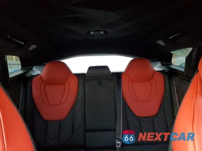 Zdjęcie 10 z 13 samochodu: 2024 BMW XM LABEL VIN:5YM33CS04R9U23974 - miniatura