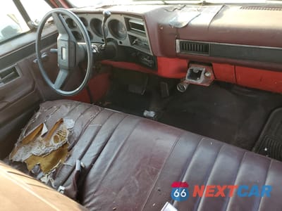 Zdjęcie 8 z 12 samochodu: 1985 CHEVROLET C10 VIN:1GCDC14H3FS163088 - miniatura