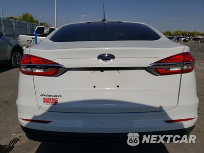 Zdjęcie 6 z 14 samochodu: 2019 FORD FUSION S VIN:3FA6P0G73KR114320 - miniatura