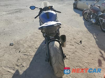 Czwarte zdjęcie samochodu z boku: 2024 BMW S 1000 RR VIN:WB10E6309R6J22010 - miniatura