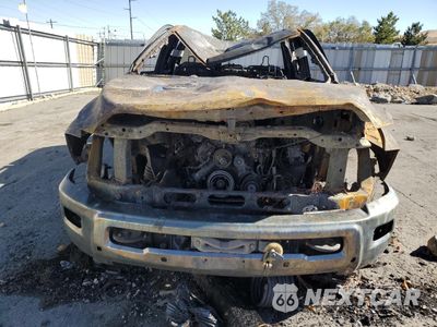Piąte zdjęcie samochodu w środku: 2016 RAM 2500 SLT VIN:3C6UR5DJ9GG224548 - miniatura