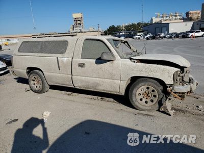 Czwarte zdjęcie samochodu z boku: 2006 GMC NEW SIERRA C1500 VIN:1GTEC14VX6E159029 - miniatura