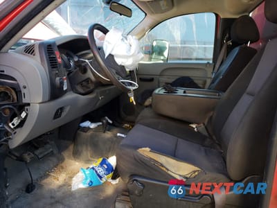 Zdjęcie 7 z 13 samochodu: 2011 CHEVROLET SILVERADO K3500 VIN:1GB3KZCL5BF219090 - miniatura