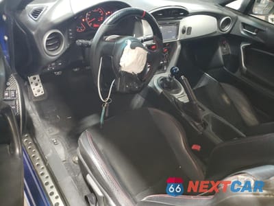 Zdjęcie 8 z 15 samochodu: 2013 SUBARU BRZ 2.0 LIMITED VIN:JF1ZCAC14D1611552 - miniatura