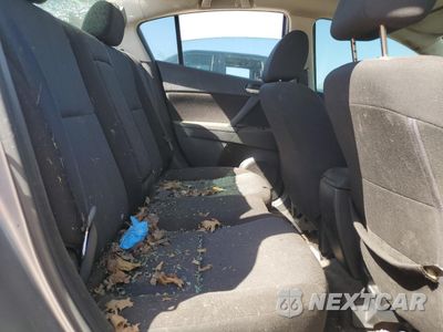 Zdjęcie 10 z 12 samochodu: 2010 MAZDA 3 I VIN:JM1BL1SF5A1224187 - miniatura