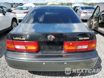 Zdjęcie 6 z 13 samochodu: 1998 LEXUS ES 300 VIN:JT8BF28G1W5035807 - miniatura