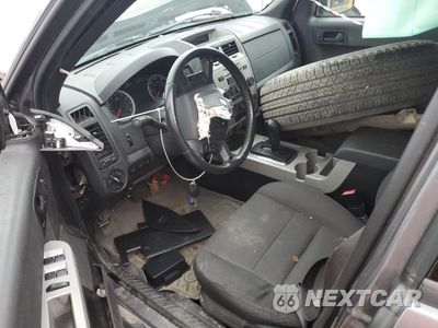 Zdjęcie 8 z 14 samochodu: 2011 FORD ESCAPE XLT VIN:1FMCU9DG6BKA52295 - miniatura