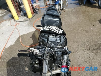 Piąte zdjęcie samochodu w środku: 2003 HONDA CBR600 RR VIN:JH2PC37043M003520 - miniatura