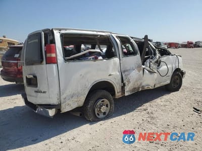 Trzecie zdjęcie samochodu z tyłu: 2006 CHEVROLET EXPRESS G3500 VIN:1GAHG35U961122055 - miniatura