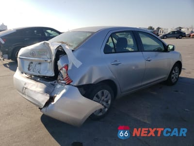 Trzecie zdjęcie samochodu z tyłu: 2012 TOYOTA YARIS VIN:JTDBT4K31CL014071 - miniatura
