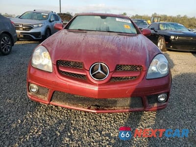 Piąte zdjęcie samochodu w środku: 2011 MERCEDES-BENZ SLK 300 VIN:WDBWK5EA0BF238447 - miniatura