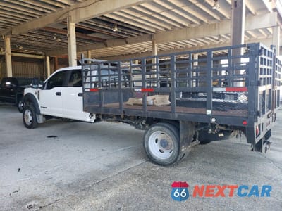 Drugie zdjęcie samochodu z przodu: 2022 FORD F550 SUPER DUTY VIN:1FD0W5HT2NEE35909 - miniatura