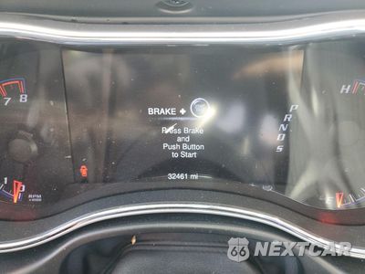 Zdjęcie 9 z 14 samochodu: 2015 JEEP GRAND CHEROKEE SRT-8 VIN:1C4RJFDJXFC115755 - miniatura