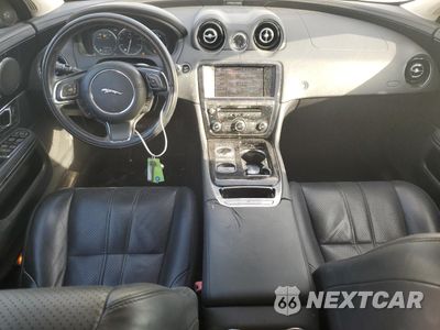 Zdjęcie 8 z 12 samochodu: 2014 JAGUAR XJ VIN:SAJWA1CZ1E8V65570 - miniatura