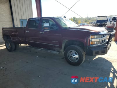 Czwarte zdjęcie samochodu z boku: 2015 CHEVROLET SILVERADO K3500 LTZ VIN:1GC4K0C80FF509203 - miniatura