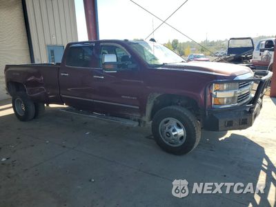 Czwarte zdjęcie samochodu z boku: 2015 CHEVROLET SILVERADO K3500 LTZ VIN:1GC4K0C80FF509203 - miniatura