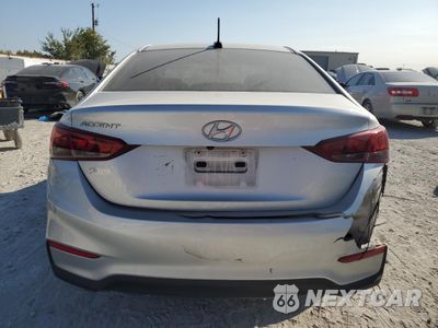 Zdjęcie 6 z 12 samochodu: 2018 HYUNDAI ACCENT SE VIN:3KPC24A32JE011887 - miniatura