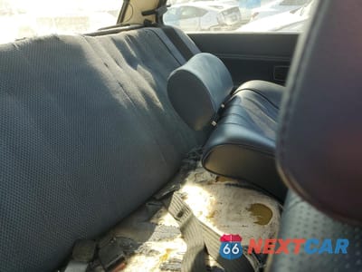 Zdjęcie 11 z 14 samochodu: 1982 BMW 320 I VIN:WBAAG3307C8378560 - miniatura