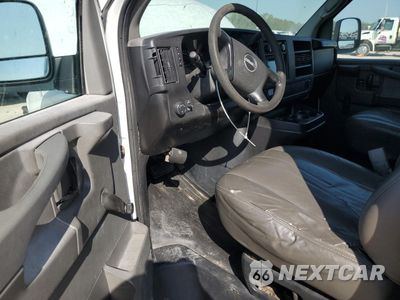 Zdjęcie 8 z 15 samochodu: 2008 GMC SAVANA G2500 VIN:1GTGG29C781913119 - miniatura