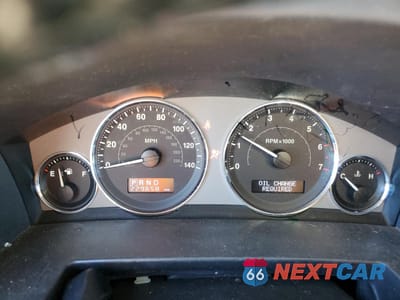 Zdjęcie 9 z 16 samochodu: 2008 JEEP COMMANDER LIMITED VIN:1J8HG58N08C187528 - miniatura