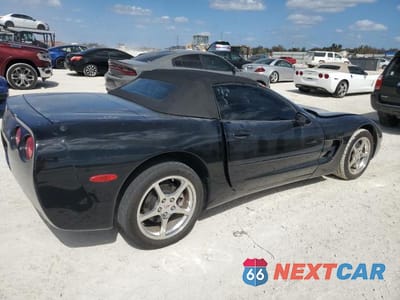 Trzecie zdjęcie samochodu z tyłu: 2000 CHEVROLET CORVETTE VIN:1G1YY32G7Y5130663 - miniatura