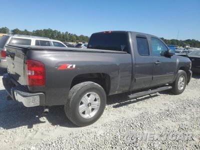 Trzecie zdjęcie samochodu z tyłu: 2010 CHEVROLET SILVERADO C1500 LT VIN:1GCSCSE06AZ113291 - miniatura