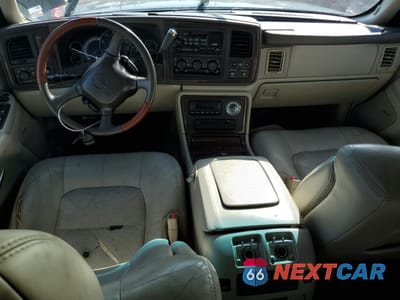Zdjęcie 8 z 14 samochodu: 2002 CADILLAC ESCALADE LUXURY VIN:1GYEK63N92R112962 - miniatura