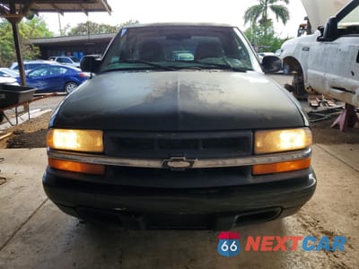 Piąte zdjęcie samochodu w środku: 2001 CHEVROLET S TRUCK S10 VIN:1GCCS195518131648 - miniatura