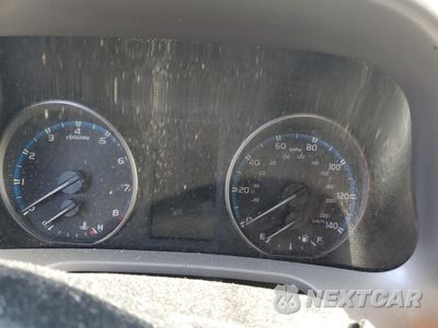 Zdjęcie 9 z 13 samochodu: 2018 TOYOTA RAV4 LE VIN:2T3BFREV9JW715212 - miniatura