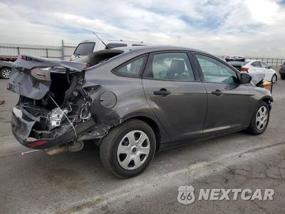 Trzecie zdjęcie samochodu z tyłu: 2018 FORD FOCUS S VIN:1FADP3E23JL241405 - miniatura