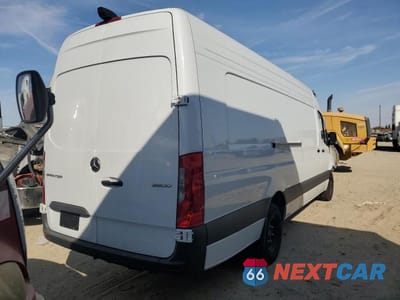 Trzecie zdjęcie samochodu z tyłu: 2024 MERCEDES-BENZ SPRINTER 3500 VIN:W1Y5NDHY9RT173953 - miniatura
