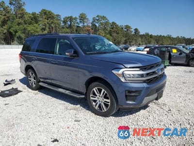 Czwarte zdjęcie samochodu z boku: 2022 FORD EXPEDITION XLT VIN:1FMJU1HT4NEA56381 - miniatura