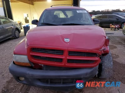 Piąte zdjęcie samochodu w środku: 2003 DODGE DURANGO SPORT VIN:1D4HR38N03F563600 - miniatura