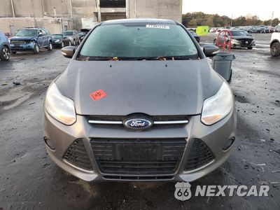 Piąte zdjęcie samochodu w środku: 2014 FORD FOCUS SE VIN:1FADP3F23EL445979 - miniatura