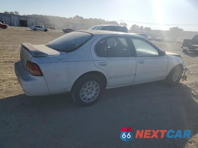 Trzecie zdjęcie samochodu z tyłu: 1998 NISSAN MAXIMA GLE VIN:JN1CA21D9WT501471 - miniatura