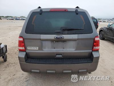 Zdjęcie 6 z 13 samochodu: 2012 FORD ESCAPE XLS VIN:1FMCU0C71CKC17460 - miniatura