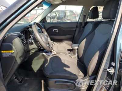 Zdjęcie 7 z 13 samochodu: 2018 KIA SOUL + VIN:KNDJP3A57J7593165 - miniatura