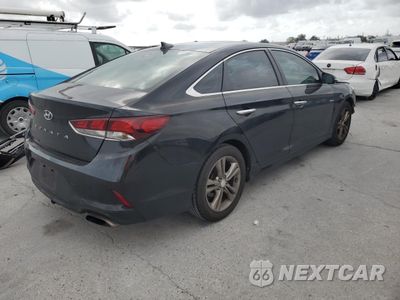 Trzecie zdjęcie samochodu z tyłu: 2018 HYUNDAI SONATA SPORT VIN:5NPE34AF7JH638855 - miniatura