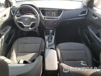 Zdjęcie 8 z 12 samochodu: 2018 HYUNDAI ACCENT SE VIN:3KPC24A32JE011887 - miniatura