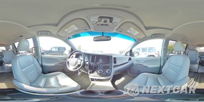 Zdjęcie 14 z 15 samochodu: 2015 TOYOTA SIENNA XLE VIN:5TDYK3DC5FS687260 - miniatura