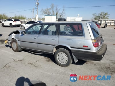 Drugie zdjęcie samochodu z przodu: 1990 TOYOTA CAMRY DLX VIN:JT2SV21W7L0364695 - miniatura